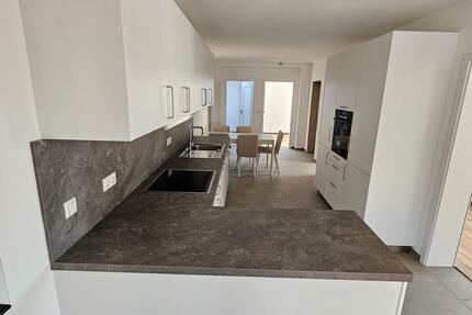 Wohnung Herrenberg - 5 Zimmer, 136 m&sup2;, 530&euro; | Angebot:27600625