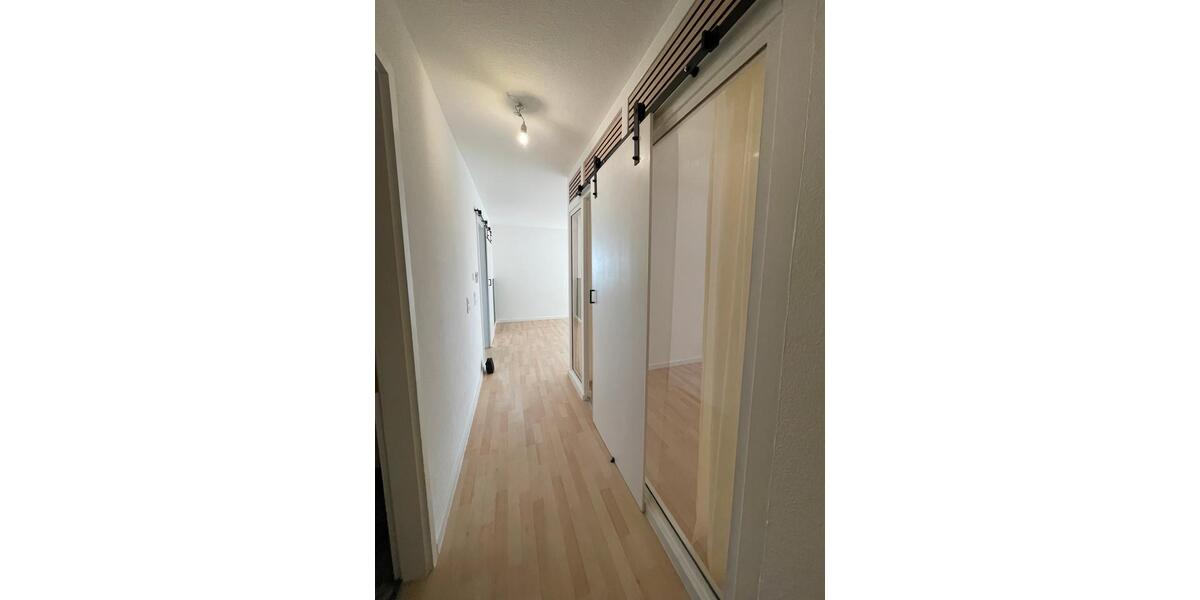 Erdgeschoßwohnung Bad Urach - 2 Zimmer, 75 m&sup2;, 980&euro; | Angebot:27601270