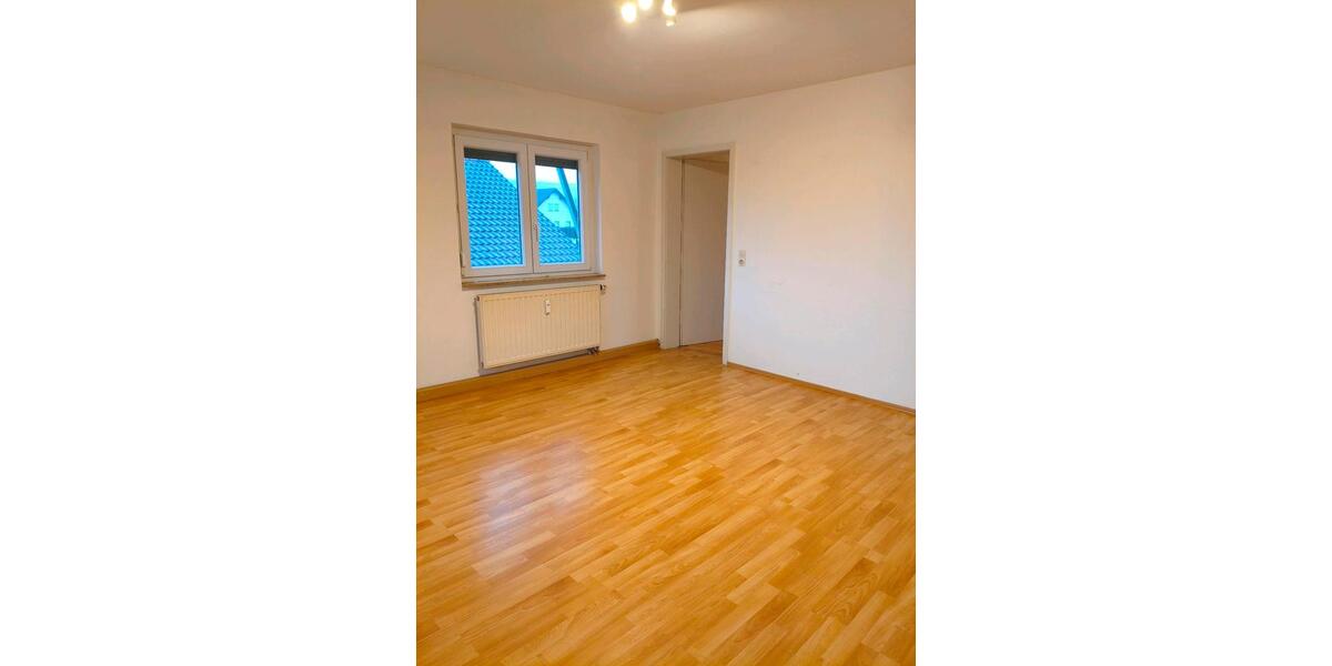 Etagenwohnung Reutlingen Reutlingen-Betzingen - 2.5 Zimmer, 64 m&sup2;, 700&euro; | Angebot:25753219