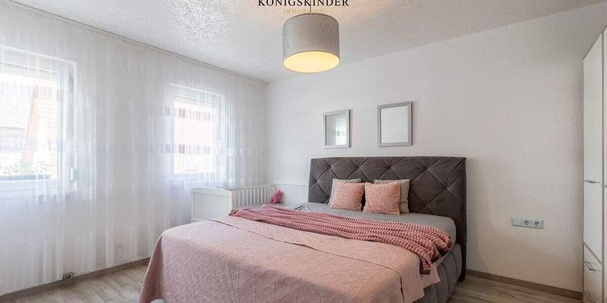 Doppelhaushälfte Bissingen an der Teck Bissingen - 5 Zimmer, 95 m&sup2;, 370.000&euro; | Angebot:25797536