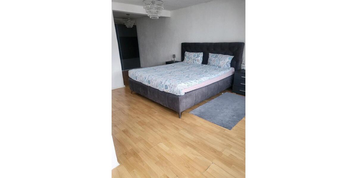 Doppelhaushälfte Engstingen - 4 Zimmer, 125 m&sup2;, 1.200&euro; | Angebot:26019663
