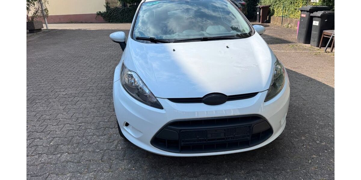 Ford Fiesta 141.000 km 2.650 &euro; Nürtingen 72622