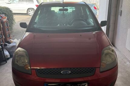 Ford Fiesta 132.000 km 1.800 &euro; Böblingen 71034