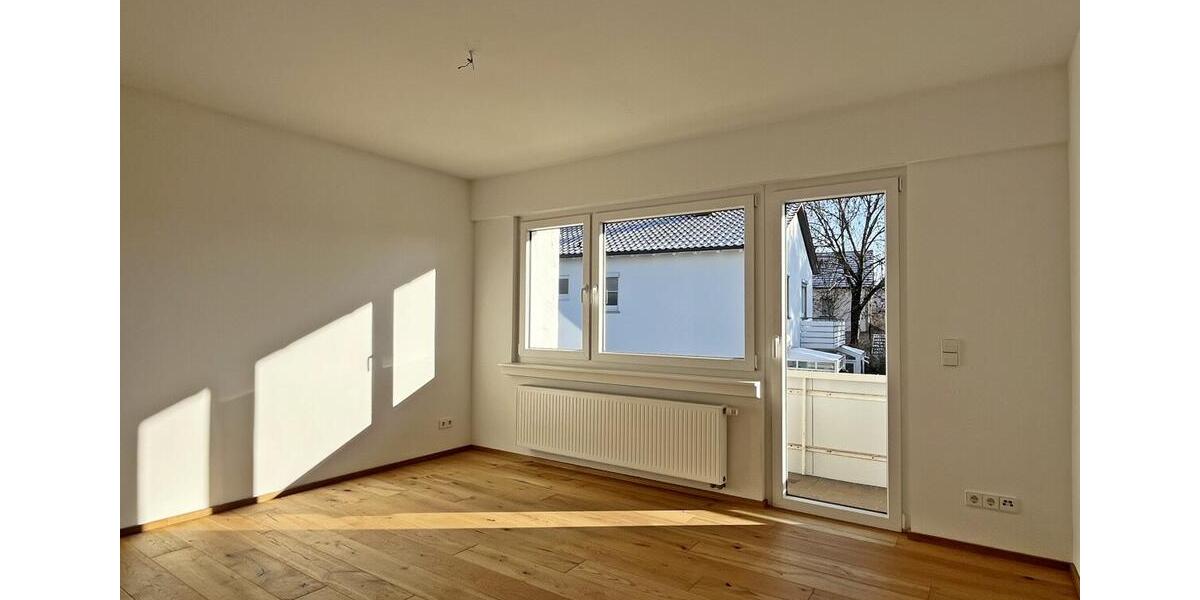 Einfamilienhaus Reutlingen Reutlingen (Kernstadt) - 4.5 Zimmer, 140 m&sup2;, 2.200&euro; | Angebot:25142351