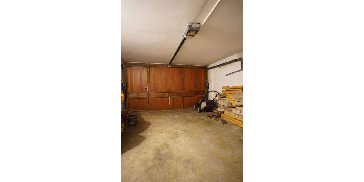 Einfamilienhaus Pliezhausen - 7 Zimmer, 196 m&sup2;, 690.000&euro; | Angebot:25697066