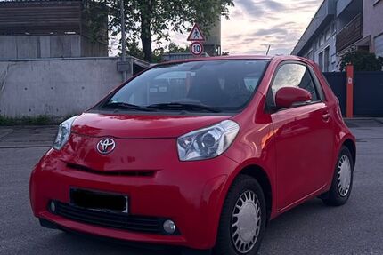 Toyota IQ 148.000 km 3.999 &euro; Gärtringen 71116