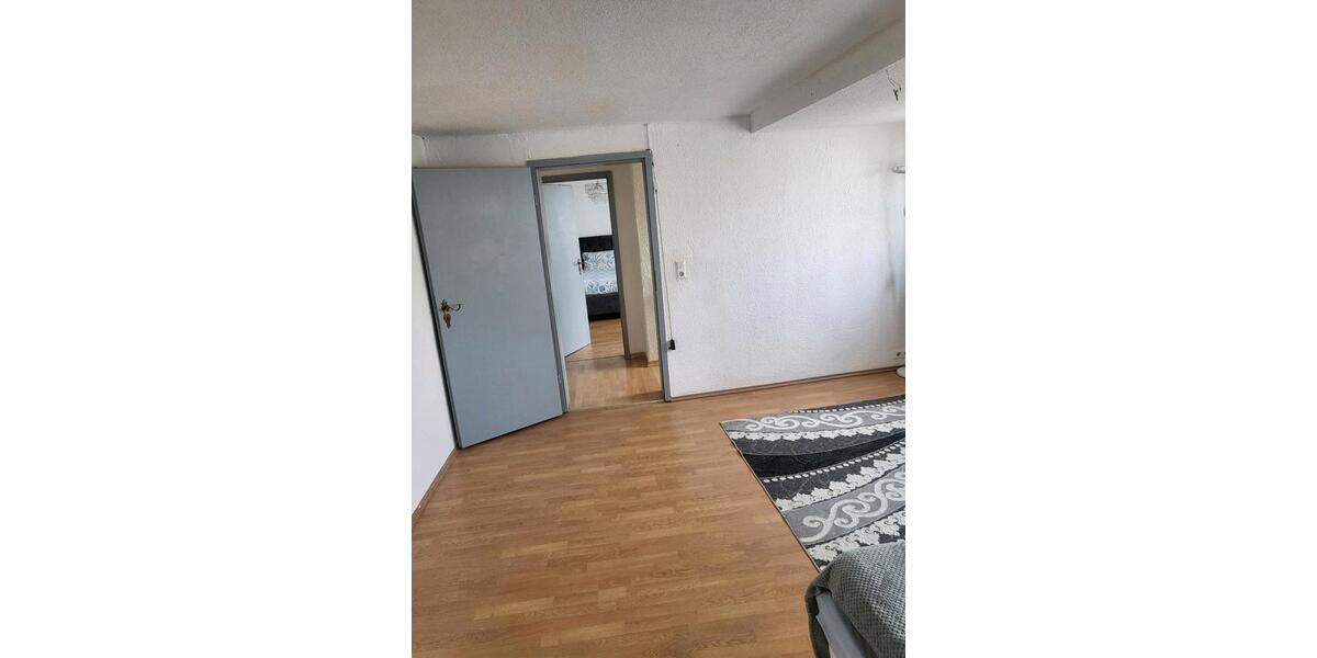 Doppelhaushälfte Engstingen - 4 Zimmer, 120 m&sup2;, 1.200&euro; | Angebot:26019663
