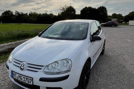 VW Golf 209.000 km 1.000 &euro; Dettingen unter Teck 73265