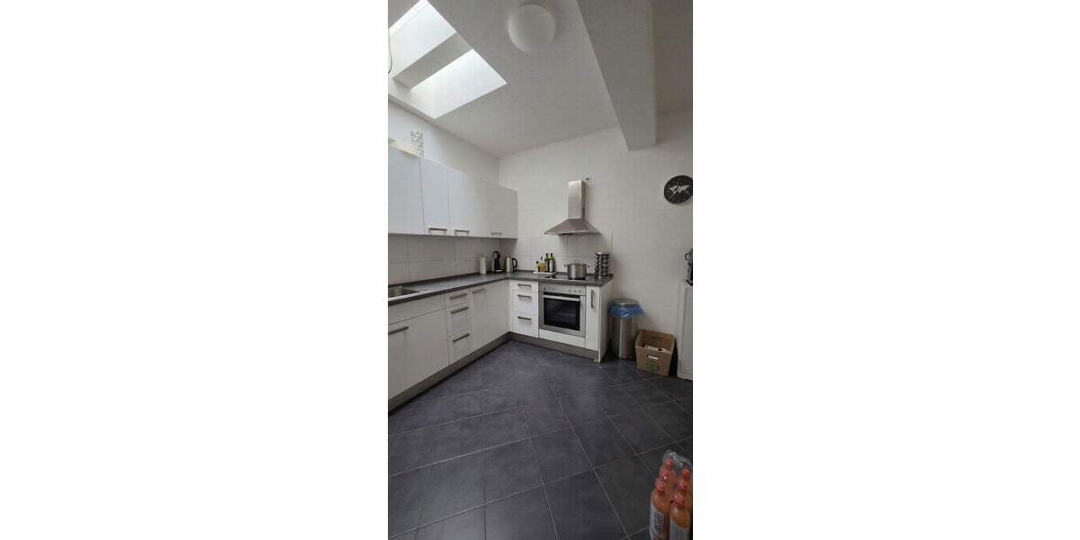 Etagenwohnung Sindelfingen Mitte - 9 Zimmer, 242 m&sup2;, 695.000&euro; | Angebot:25823345