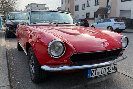 Fiat 124 Spider 151.000 km 9.500 &euro; Reutlingen 72764