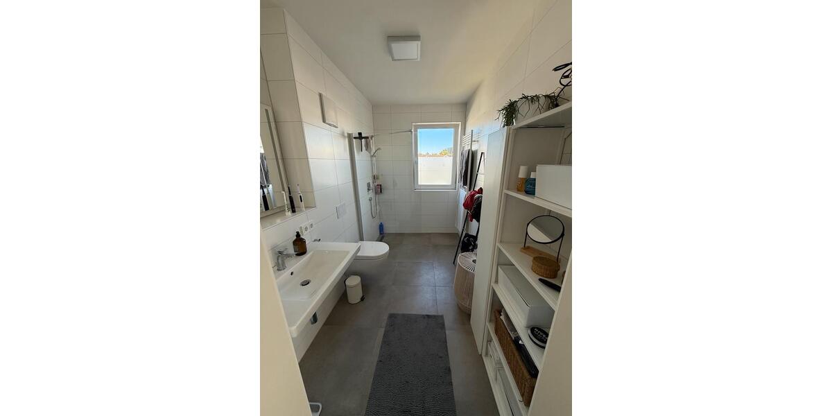 Dachgeschoßwohnung Reutlingen Orschel-Hagen - 3 Zimmer, 85 m&sup2;, 2.200&euro; | Angebot:26591999