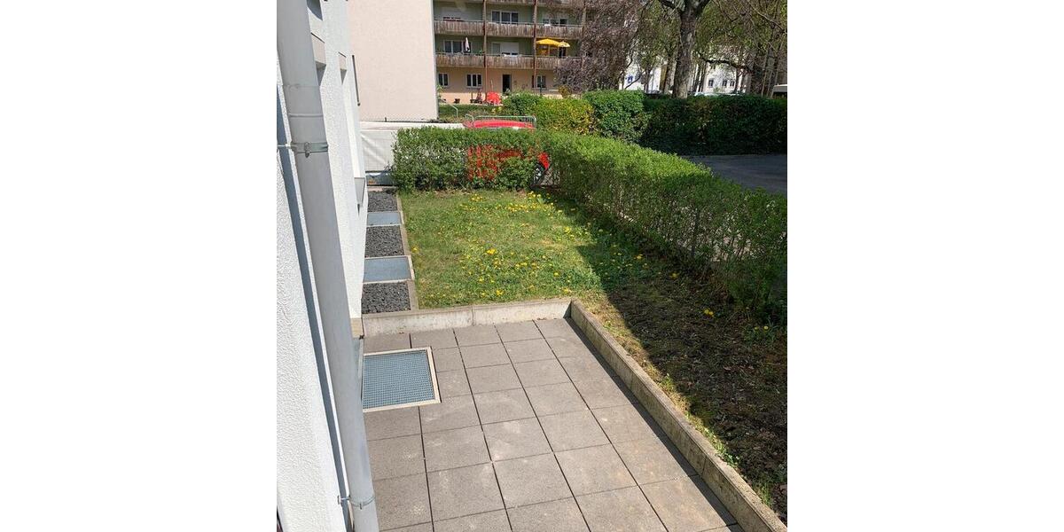 Erdgeschoßwohnung Esslingen am Neckar - 4 Zimmer, 92 m&sup2;, 599.000&euro; | Angebot:26042041