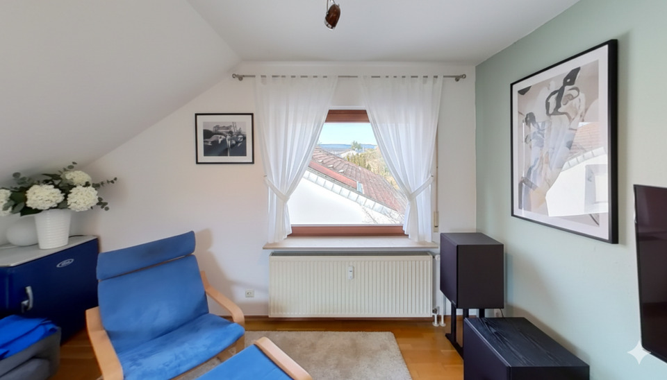 Dachgeschoßwohnung Großbettlingen - 2.5 Zimmer, 64 m&sup2;, 790&euro; | Angebot:26031776