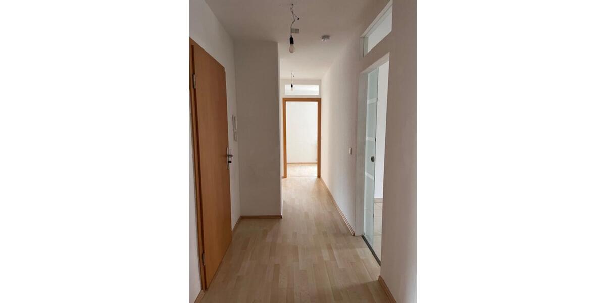 Erdgeschoßwohnung Metzingen - 4 Zimmer, 92 m&sup2;, 1.105&euro; | Angebot:25157268
