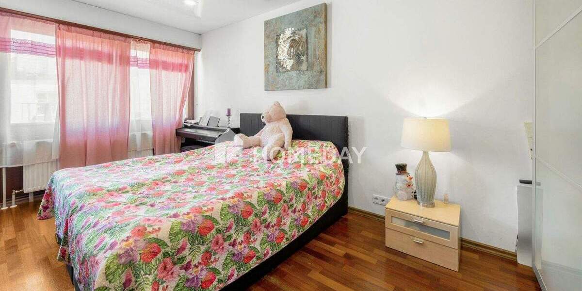 Doppelhaushälfte Dettingen an der Erms - 7 Zimmer, 265 m&sup2;, 565.000&euro; | Angebot:25677666