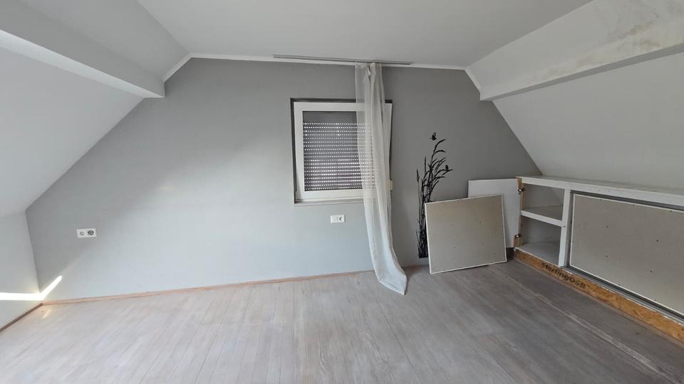 Einfamilienhaus Wendlingen am Neckar - 6 Zimmer, 160 m&sup2;, 465.000&euro; | Angebot:27612627