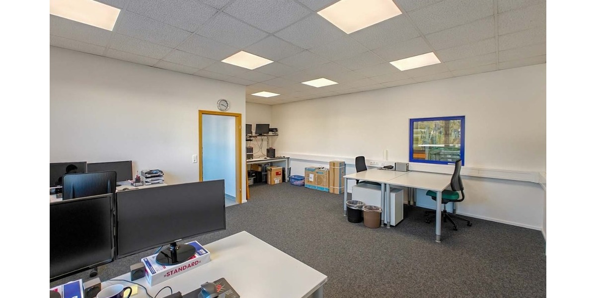 Bürofläche in Pliezhausen mit 4 Einzelbüros und 8 PKW Stellplätzen auch einzeln anmietbar - Gewerbeobjekt Pliezhausen | Angebot:24690928