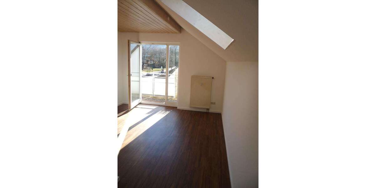 Etagenwohnung Mössingen - 3 Zimmer, 71 m&sup2;, 890&euro; | Angebot:27630302