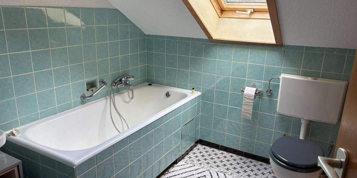 Mehrfamilienhaus, Wohnhaus Dettenhausen - 6 Zimmer, 189 m&sup2;, 620.000&euro; | Angebot:25898561