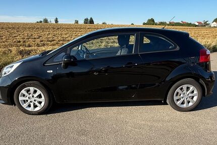Kia Rio 105.187 km 5.500 &euro; Sindelfingen 71069