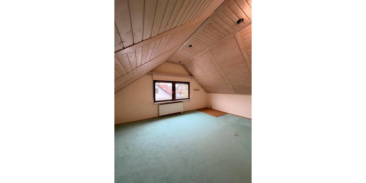Einfamilienhaus Hohenstein - 5 Zimmer, 139 m&sup2;, 1.500&euro; | Angebot:26637819