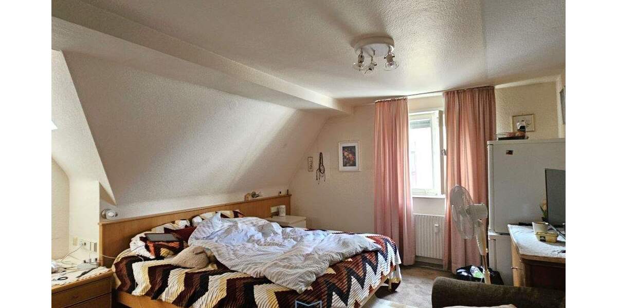 Mehrfamilienhaus, Wohnhaus Kirchheim unter Teck Kirchheim - 7 Zimmer, 208 m&sup2;, 685.000&euro; | Angebot:25677415