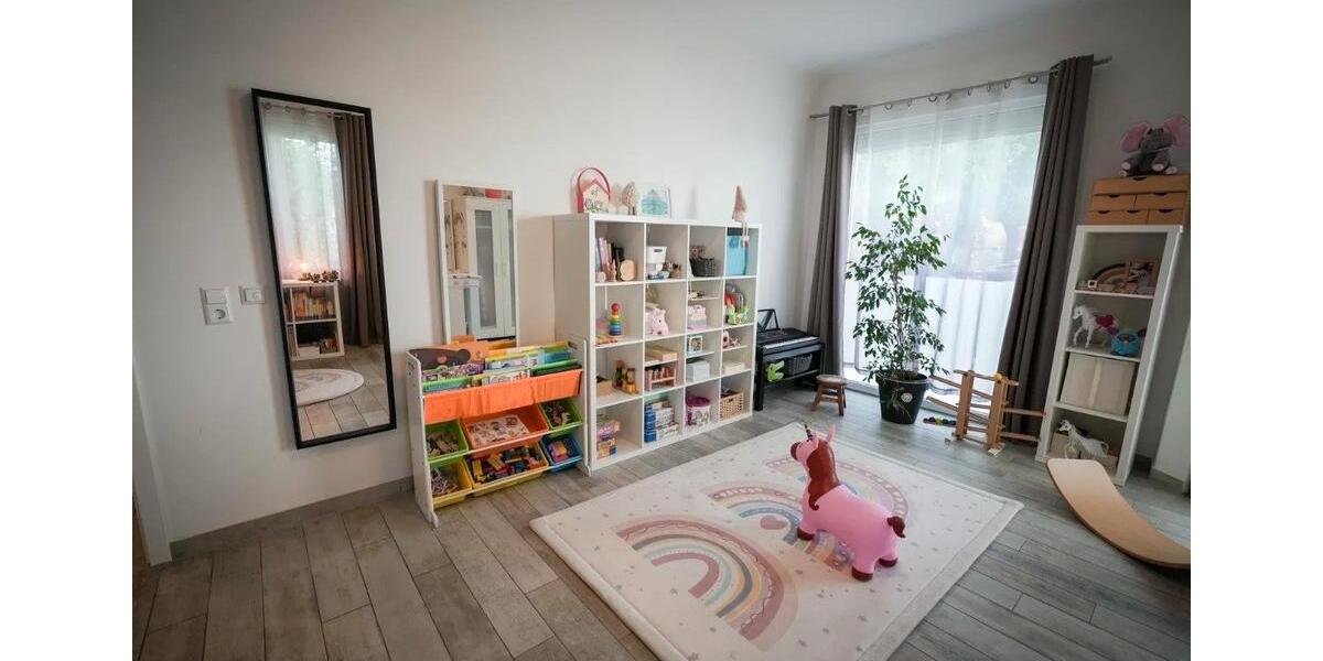 Erdgeschoßwohnung Metzingen - 4.5 Zimmer, 114 m&sup2;, 579.000&euro; | Angebot:27550929