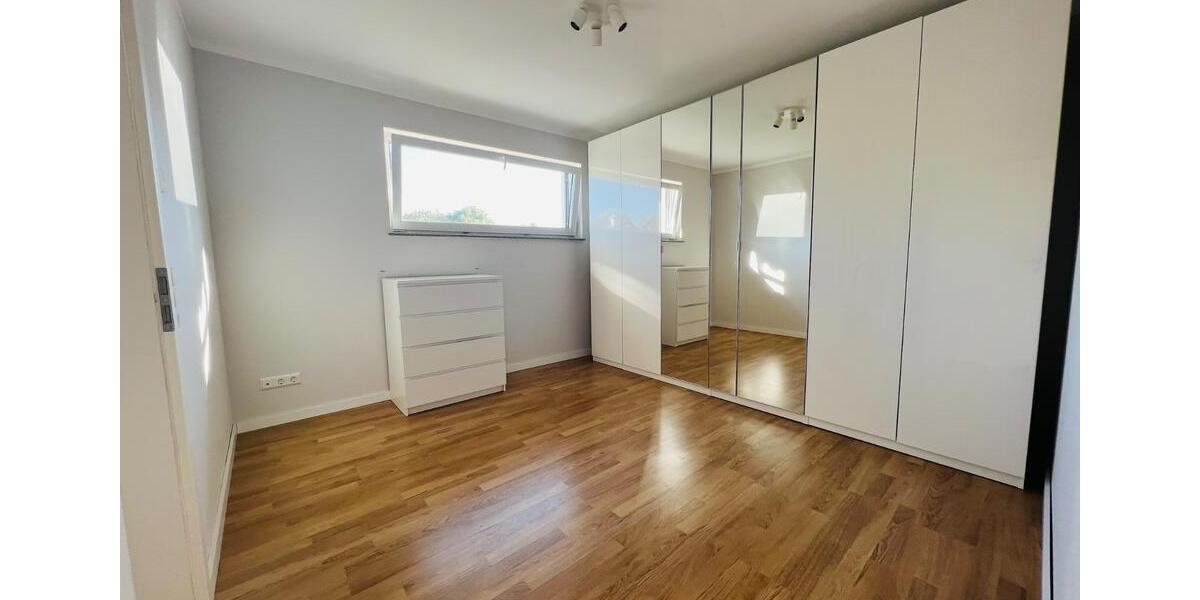 Einfamilienhaus Mössingen - 11 Zimmer, 213 m&sup2;, 1.900&euro; | Angebot:26603226