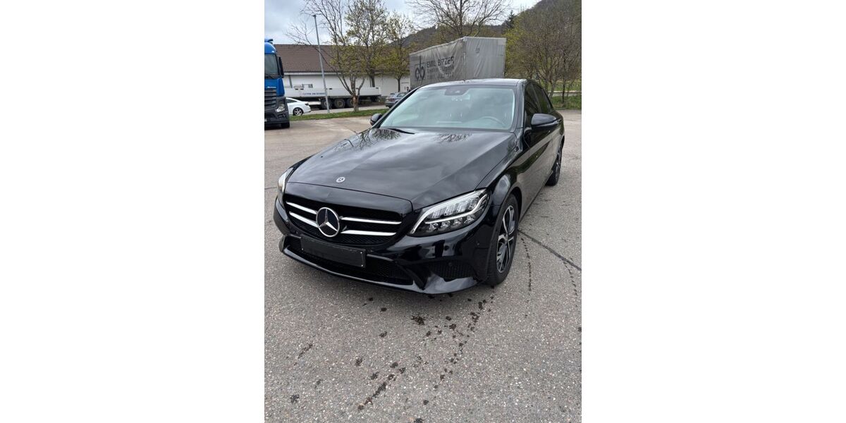 Mercedes-Benz C 180 44.980 km 22.000 &euro; Bitz 72475