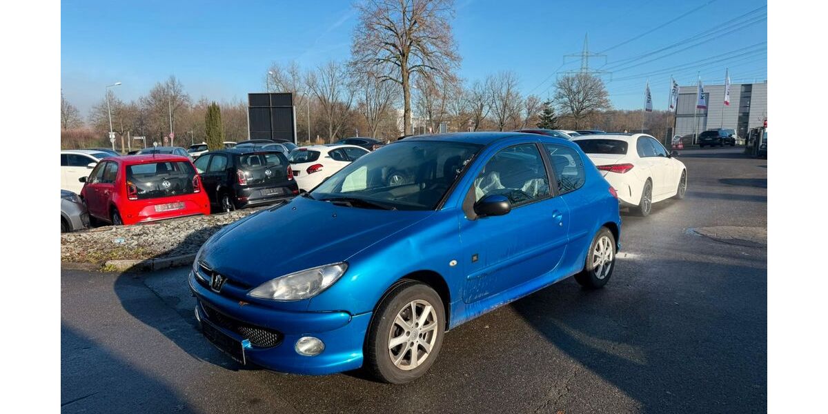 Peugeot 206 160.000 km 950 &euro; Reutlingen / Mittelstadt 72766