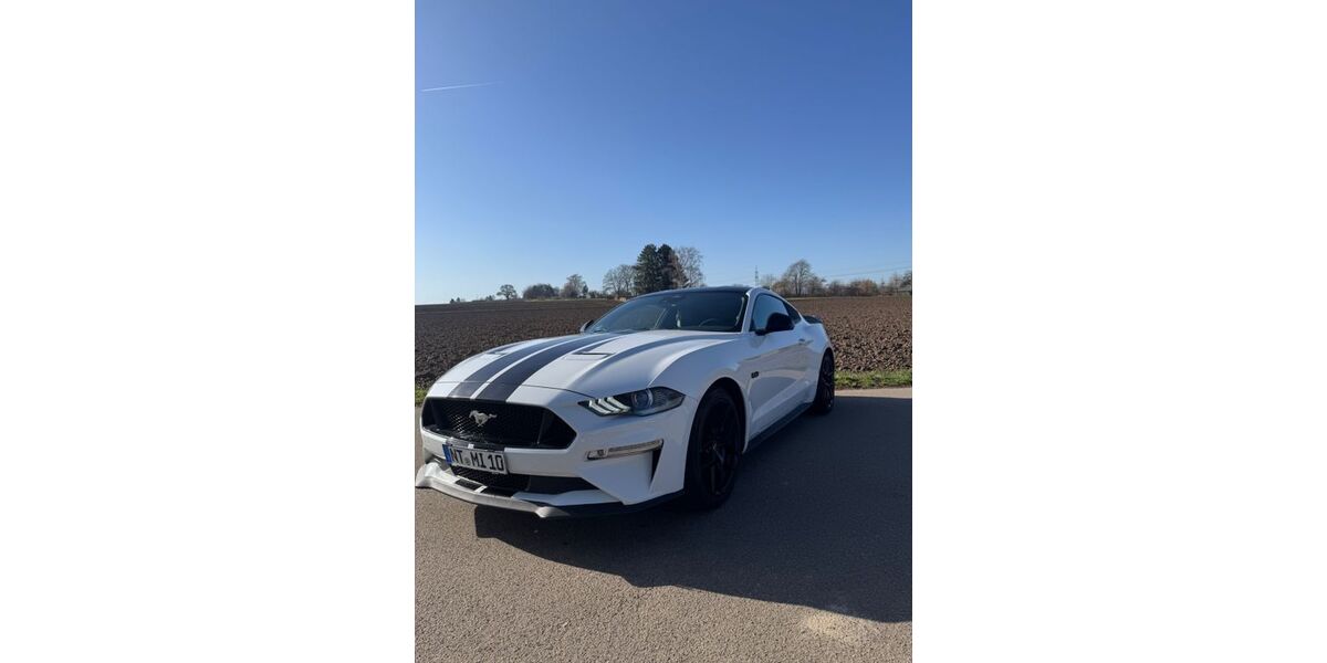Ford Mustang 93.000 km 35.999 &euro; Altbach 73776