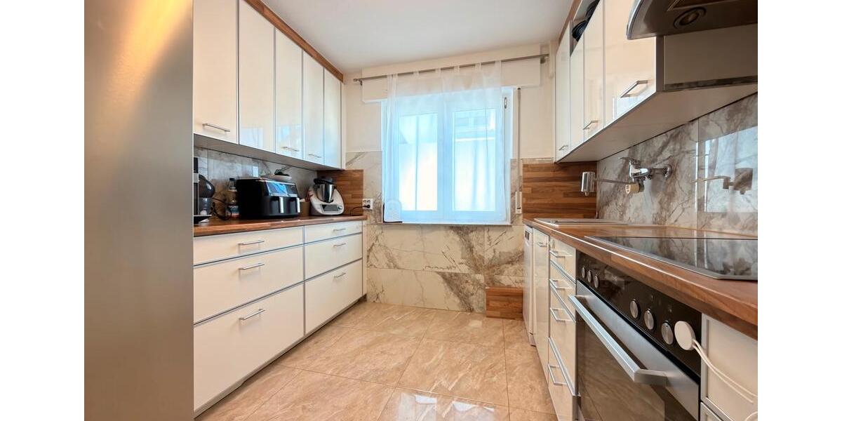 Etagenwohnung Esslingen am Neckar Oberesslingen - 3.5 Zimmer, 82 m&sup2;, 299.000&euro; | Angebot:26042498