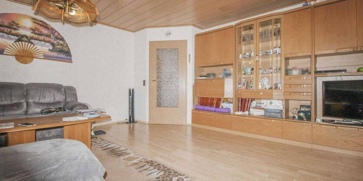 Mehrfamilienhaus, Wohnhaus Bisingen Wessingen - 8 Zimmer, 213 m&sup2;, 399.000&euro; | Angebot:26703676