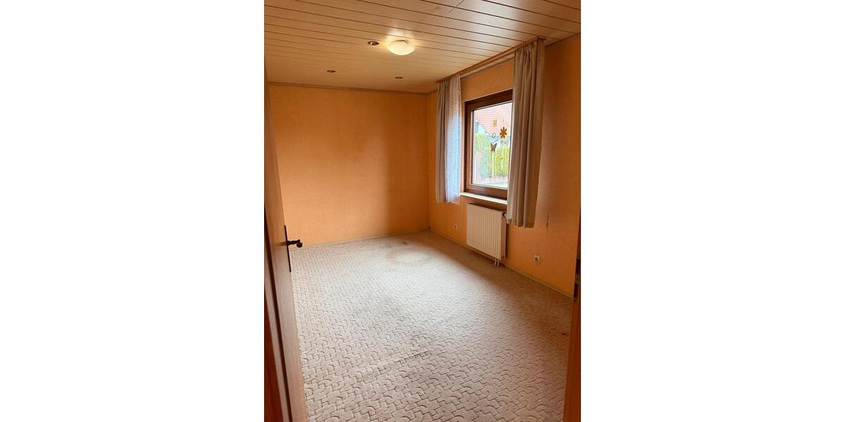 Einfamilienhaus Hohenstein - 5 Zimmer, 139 m&sup2;, 1.500&euro; | Angebot:26637819
