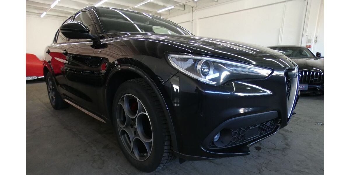 Alfa Romeo Stelvio 204.300 km 18.999 &euro; Metzingen 72555