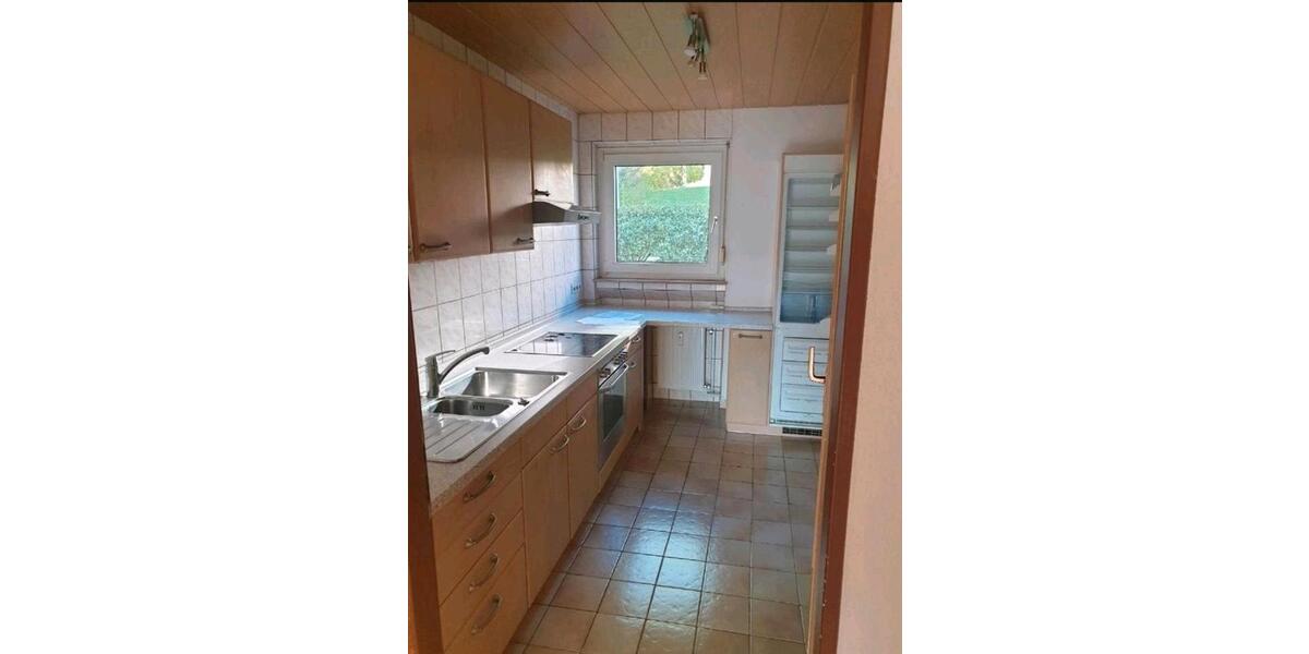 Etagenwohnung Eningen unter Achalm - 3 Zimmer, 76 m&sup2;, 265.000&euro; | Angebot:25611784