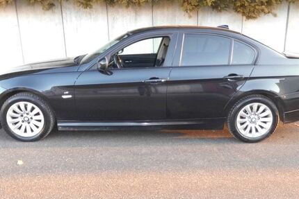 BMW 318 217.540 km 5.899 &euro; Hechingen 72379