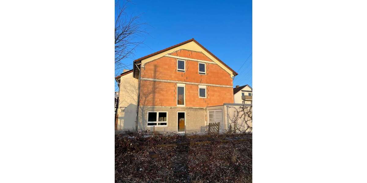 Einfamilienhaus Kirchheim - 6.5 Zimmer, 150 m&sup2;, 2.000&euro; | Angebot:25611718