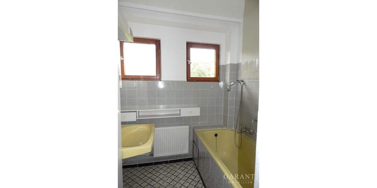 Mehrfamilienhaus, Wohnhaus Neckartenzlingen - 1 Zimmer, 216 m&sup2;, 560.000&euro; | Angebot:25746421