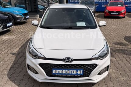 Hyundai i20 110.000 km 8.700 &euro; Kirchheim Unter Teck 73230