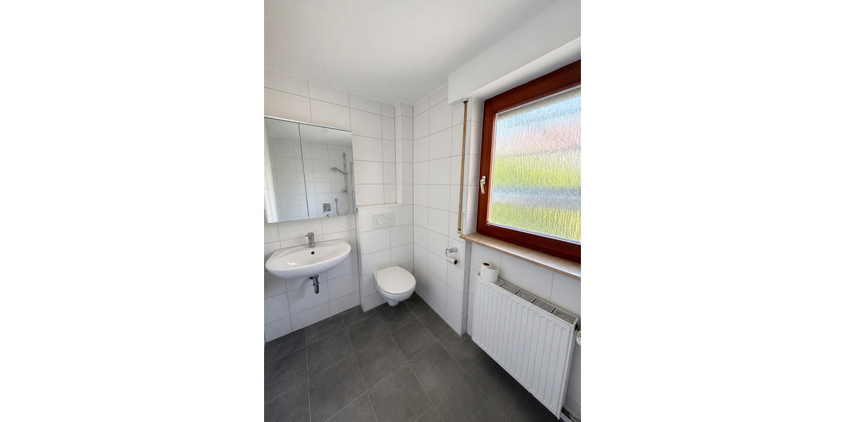 Mehrfamilienhaus, Wohnhaus Filderstadt Bernhausen - 6 Zimmer, 155 m&sup2;, 1.950&euro; | Angebot:26378203
