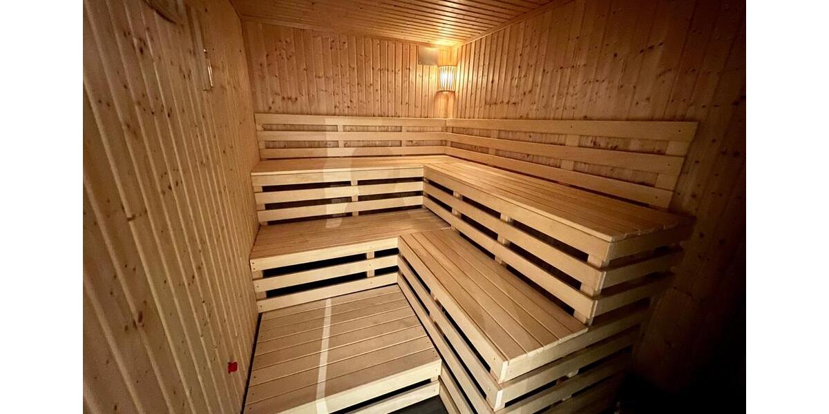 Einfamilienhaus Mössingen - 11 Zimmer, 213 m&sup2;, 1.900&euro; | Angebot:26603226