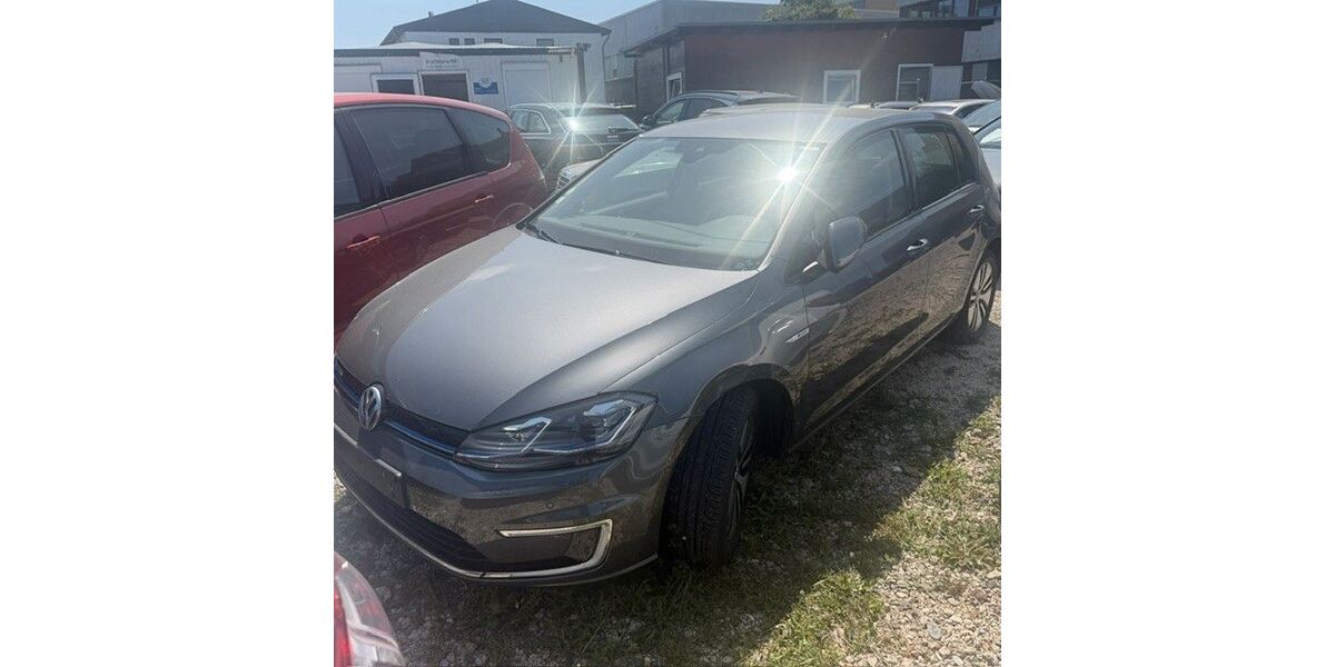 VW Golf 32.000 km 12.999 &euro; Filderstadt 70794