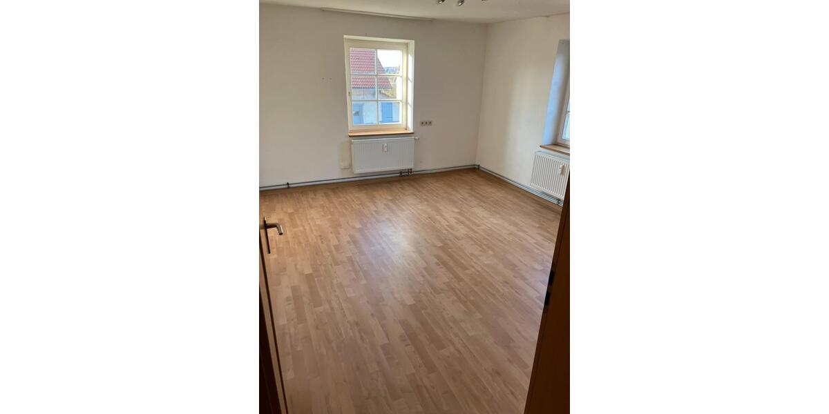 Hochparterre Hohenstein - 3 Zimmer, 89 m&sup2;, 650&euro; | Angebot:25566796