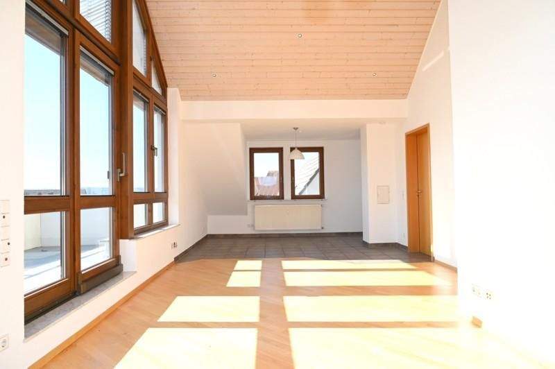 Etagenwohnung Denkendorf - 3 Zimmer, 94 m&sup2;, 310.000&euro; | Angebot:25698817