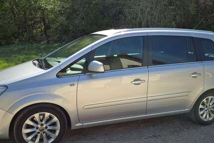 Opel Zafira 201.500 km 4.999 &euro; Rangendingen 72414