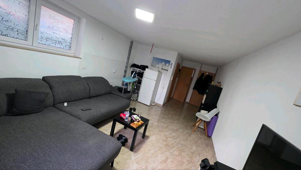 Erdgeschoßwohnung Rottenburg am Neckar - 2 Zimmer, 40 m&sup2;, 800&euro; | Angebot:25282554