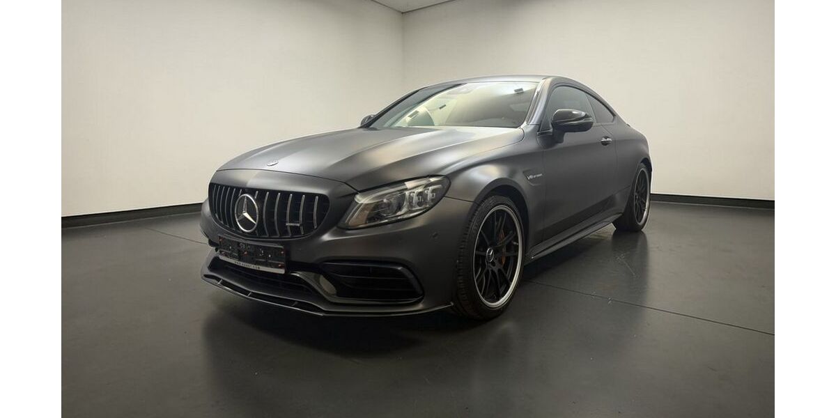 Mercedes-Benz C 63 AMG 68.000 km 59.999 &euro; Reutlingen / Mittelstadt 72766