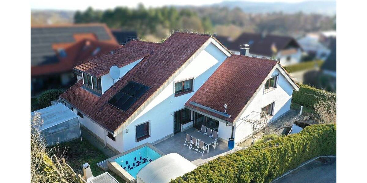Einfamilienhaus Hechingen - 9 Zimmer, 220 m&sup2;, 650.000&euro; | Angebot:26029373