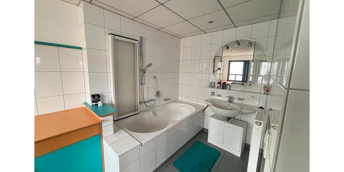 Maisonettenwohnung Esslingen am Neckar Oberesslingen - 5.5 Zimmer, 180 m&sup2;, 1.900&euro; | Angebot:25930067